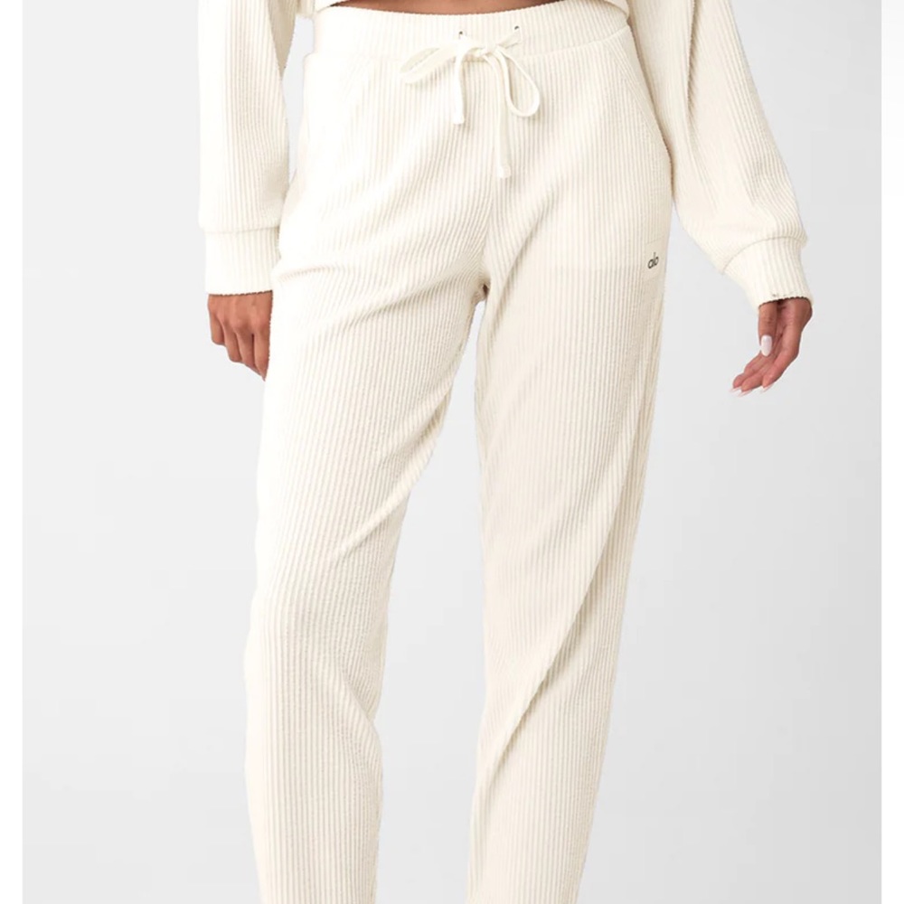 Alo pants